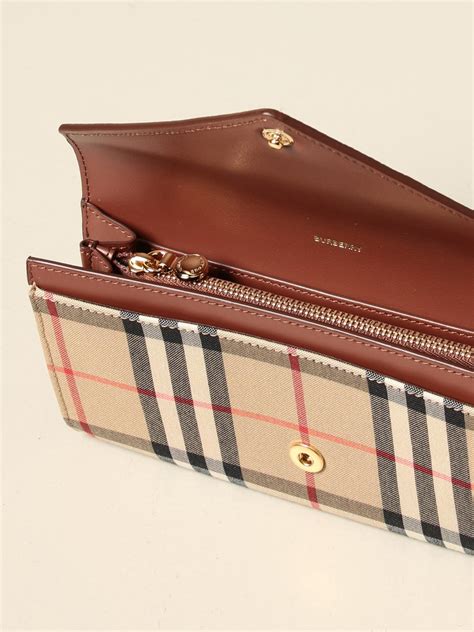 portefeuilles burberry femme|Women’s Designer Wallets & Card Cases .